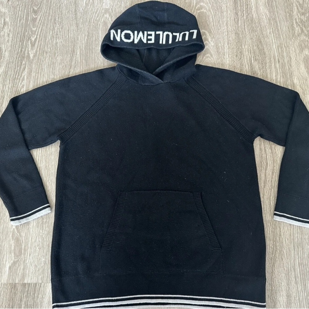 Black Lululemon Soothe Away Hoodie - Women Medium